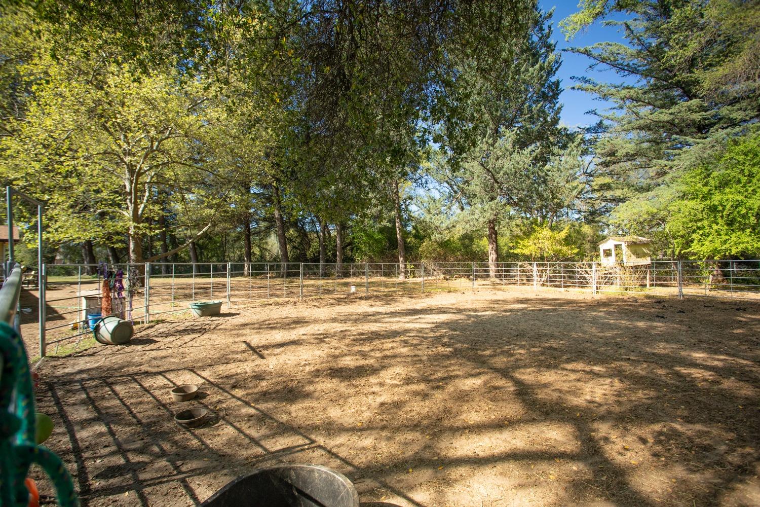 Detail Gallery Image 53 of 69 For 17098 Clover Rd, Penn Valley,  CA 95946 - 2 Beds | 2 Baths