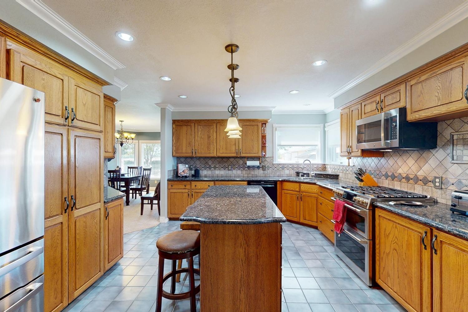 Detail Gallery Image 51 of 81 For 509 Wyer Rd, Arbuckle,  CA 95912 - 5 Beds | 2/1 Baths