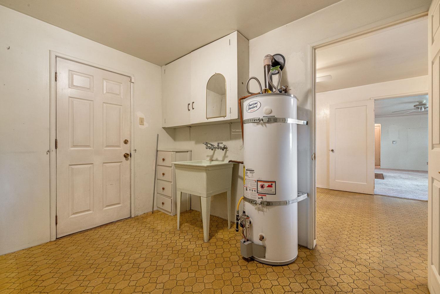 Detail Gallery Image 34 of 37 For 535 Lombardo St, Manteca,  CA 95336 - 2 Beds | 1 Baths
