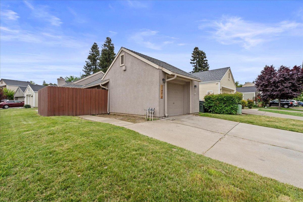 Detail Gallery Image 4 of 27 For 1496 Waterwheel Dr, Sacramento,  CA 95833 - 3 Beds | 2 Baths