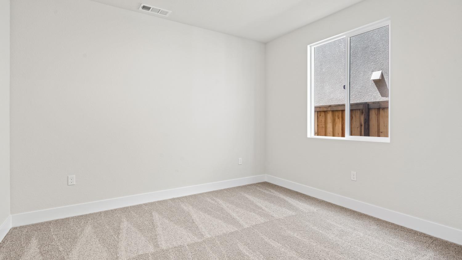 Detail Gallery Image 6 of 46 For 2508 Wisteria Dr, Lodi,  CA 95242 - 5 Beds | 3 Baths