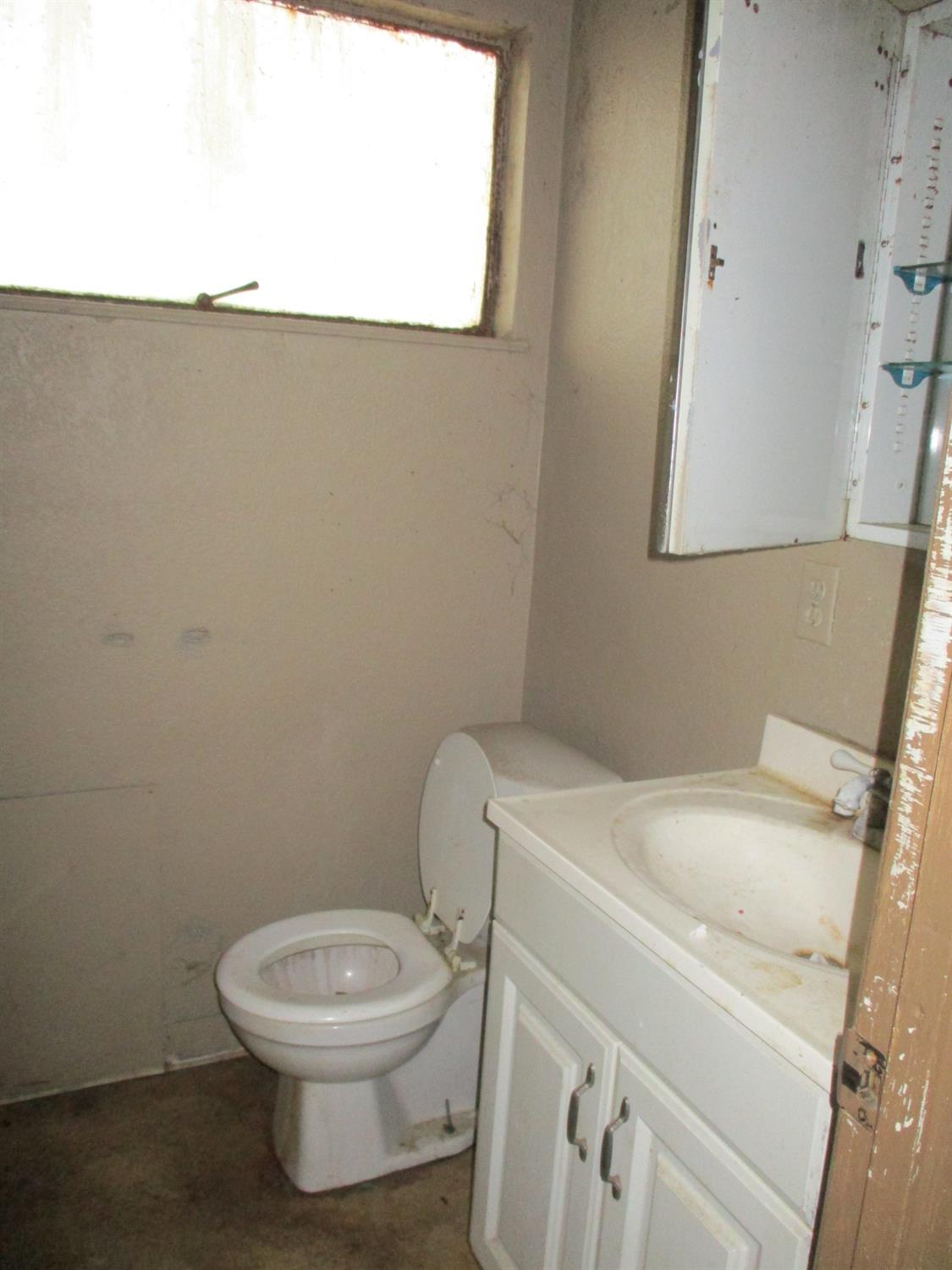 Del Rio, Stockton, California image 25
