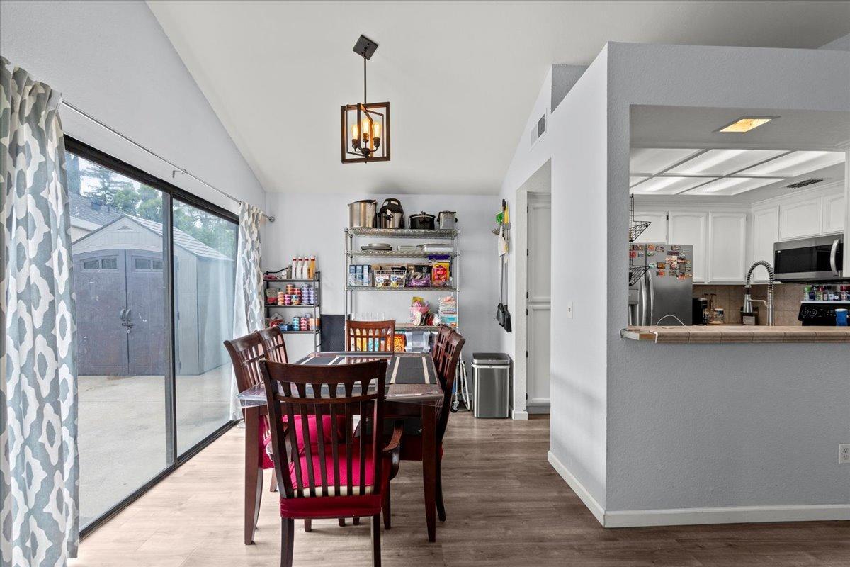 Detail Gallery Image 9 of 27 For 1496 Waterwheel Dr, Sacramento,  CA 95833 - 3 Beds | 2 Baths