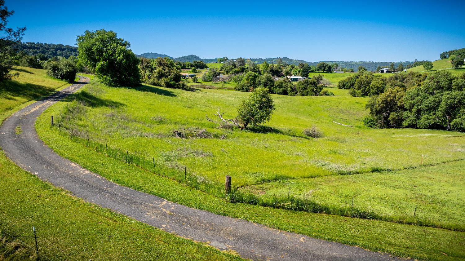Sunshine Lane, Mokelumne Hill, California image 1
