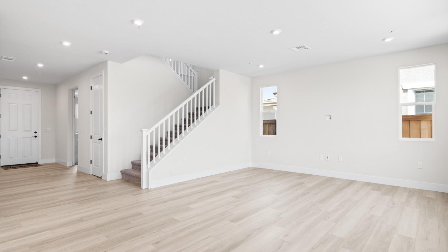 Detail Gallery Image 10 of 40 For 2142 Coral Dr, Lodi,  CA 95242 - 4 Beds | 3 Baths