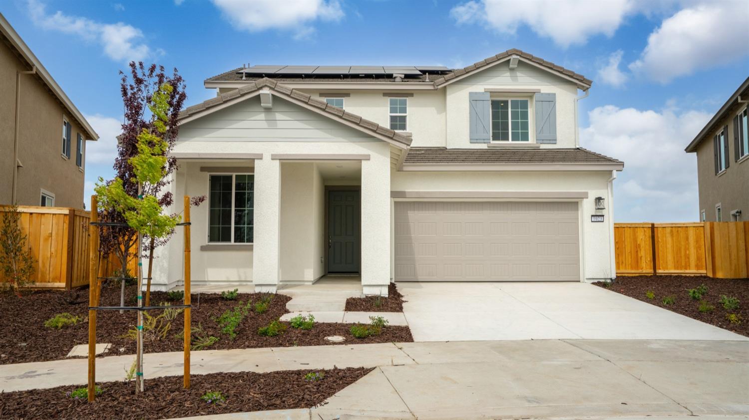Detail Gallery Image 2 of 37 For 1023 Jarup Dr, Lathrop,  CA 95330 - 4 Beds | 3 Baths