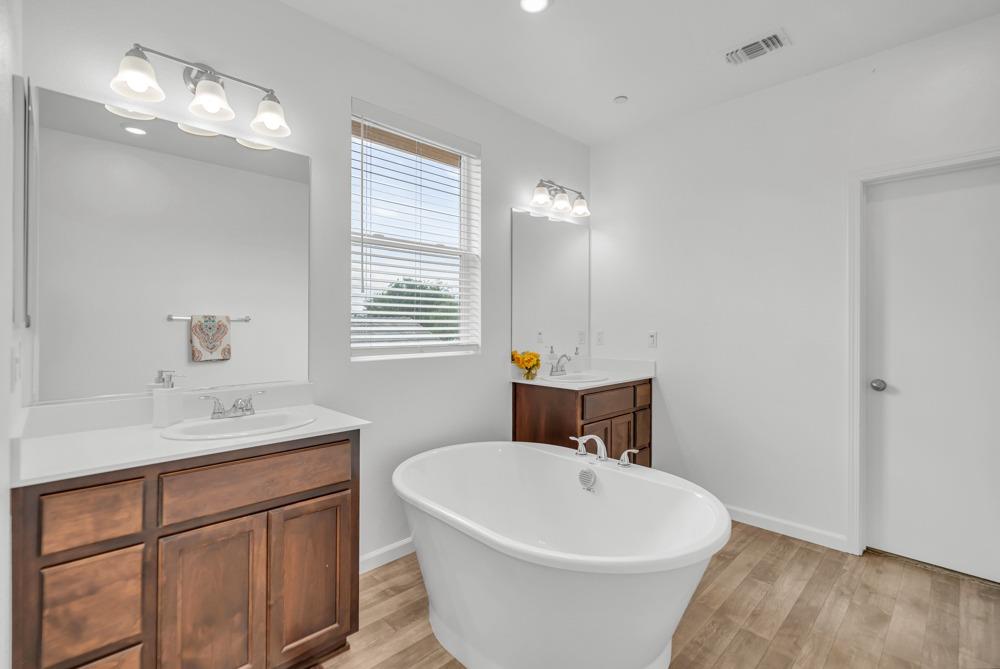 Altos Avenue, Sacramento, California image 19