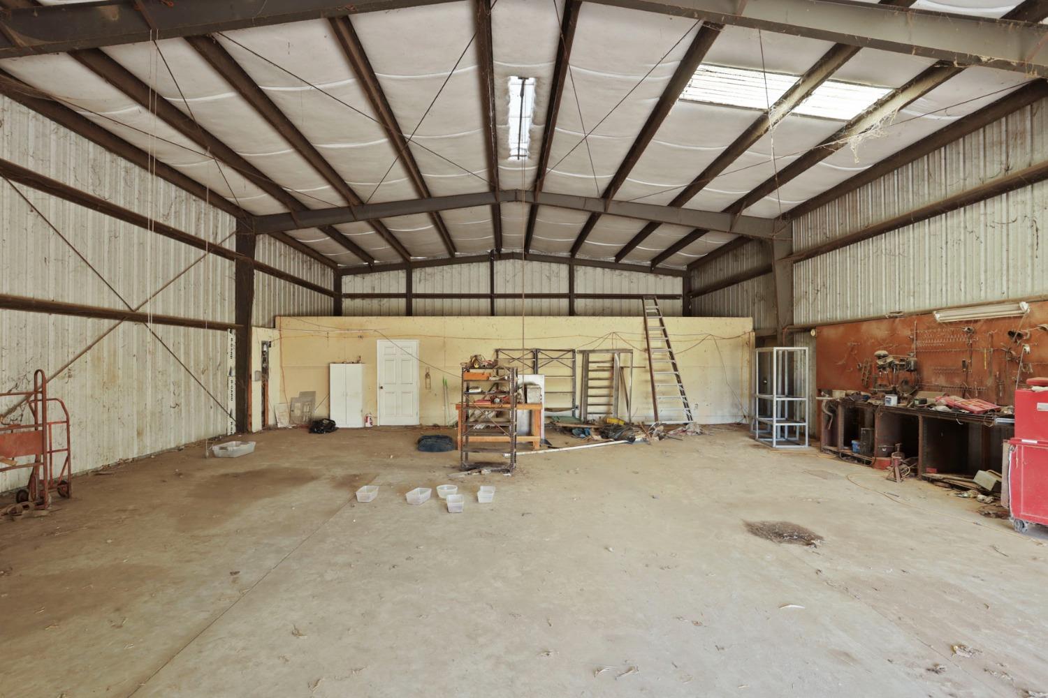 W Kingdon Road, Lodi, California image 26