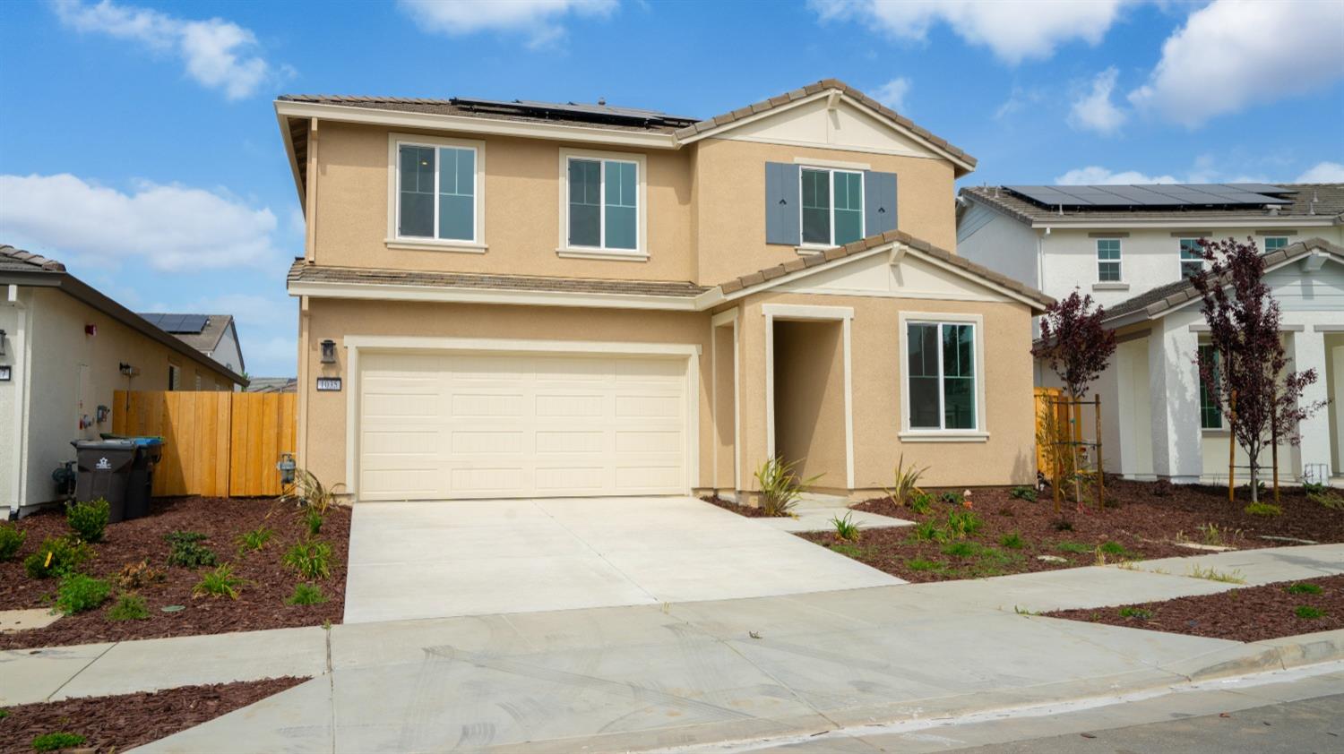 Detail Gallery Image 1 of 40 For 1035 Jarup Dr, Lathrop,  CA 95330 - 4 Beds | 3 Baths