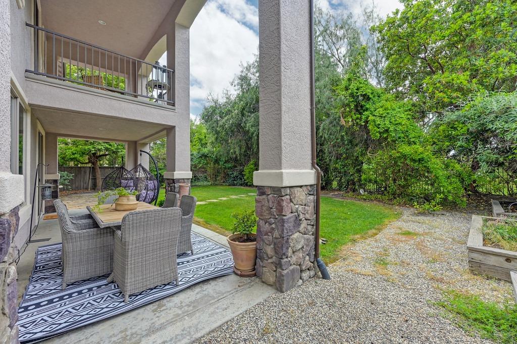 Detail Gallery Image 65 of 84 For 260 Woodhaven Pl, West Sacramento,  CA 95605 - 5 Beds | 3 Baths