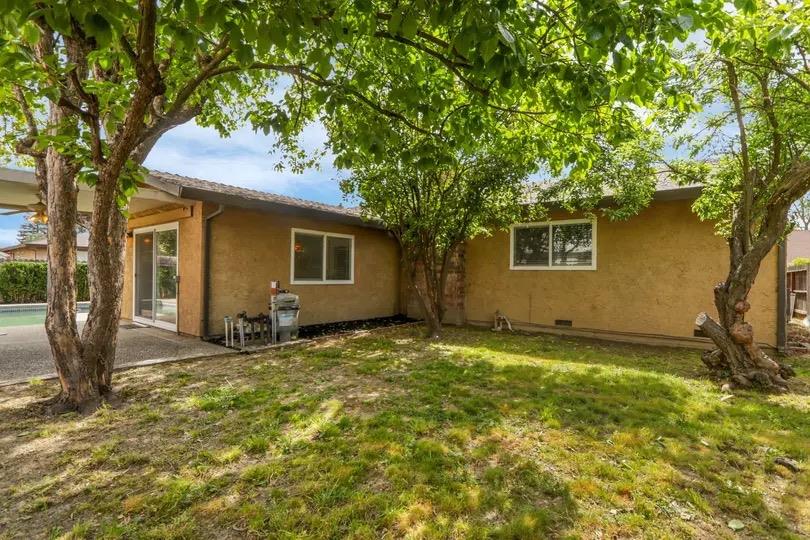 Wavecrest Way, Sacramento, California image 28