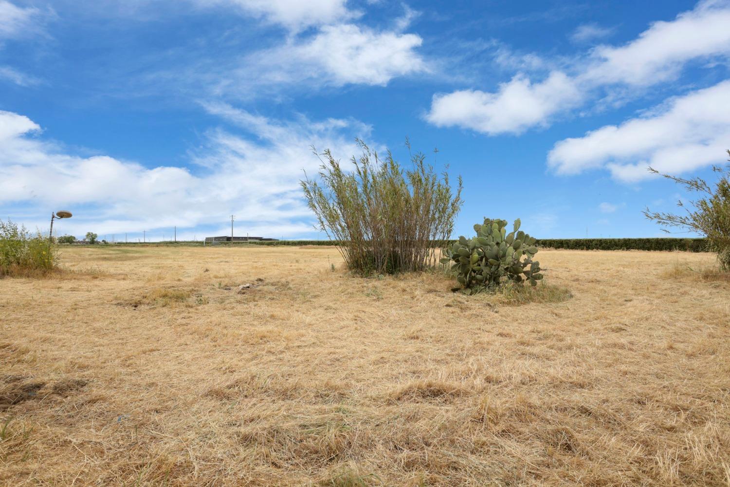 W Kingdon Road, Lodi, California image 39