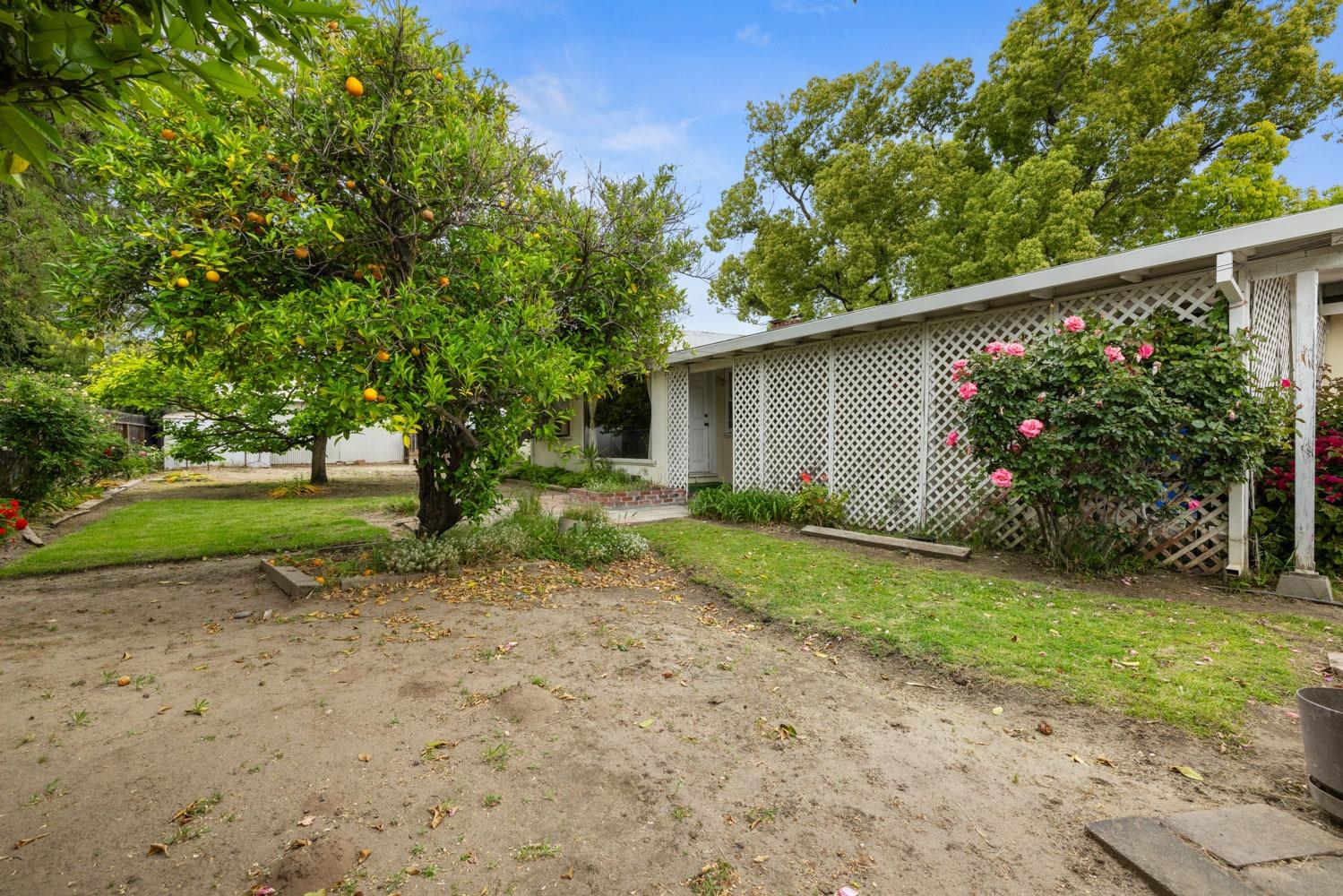 Detail Gallery Image 17 of 37 For 535 Lombardo St, Manteca,  CA 95336 - 2 Beds | 1 Baths