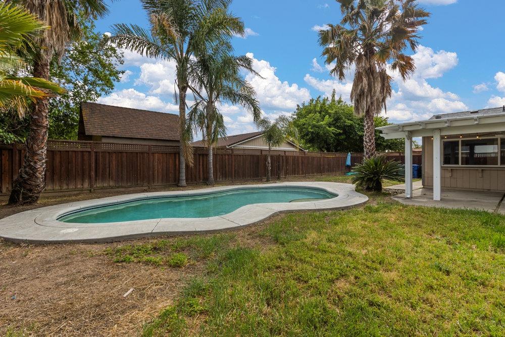 Countryfield Drive, Sacramento, California image 10