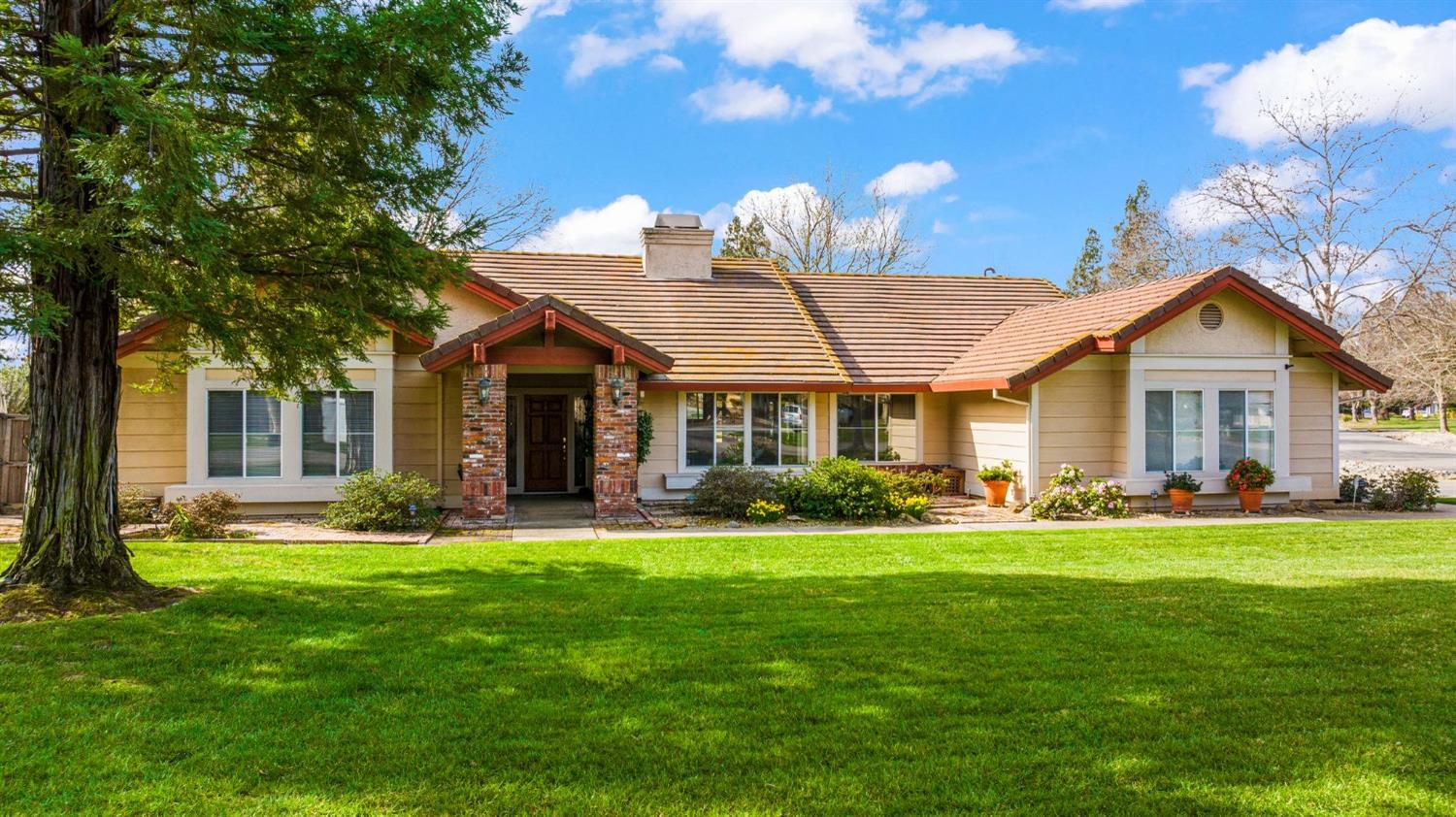 Cavalletti Drive, Sacramento, California image 2