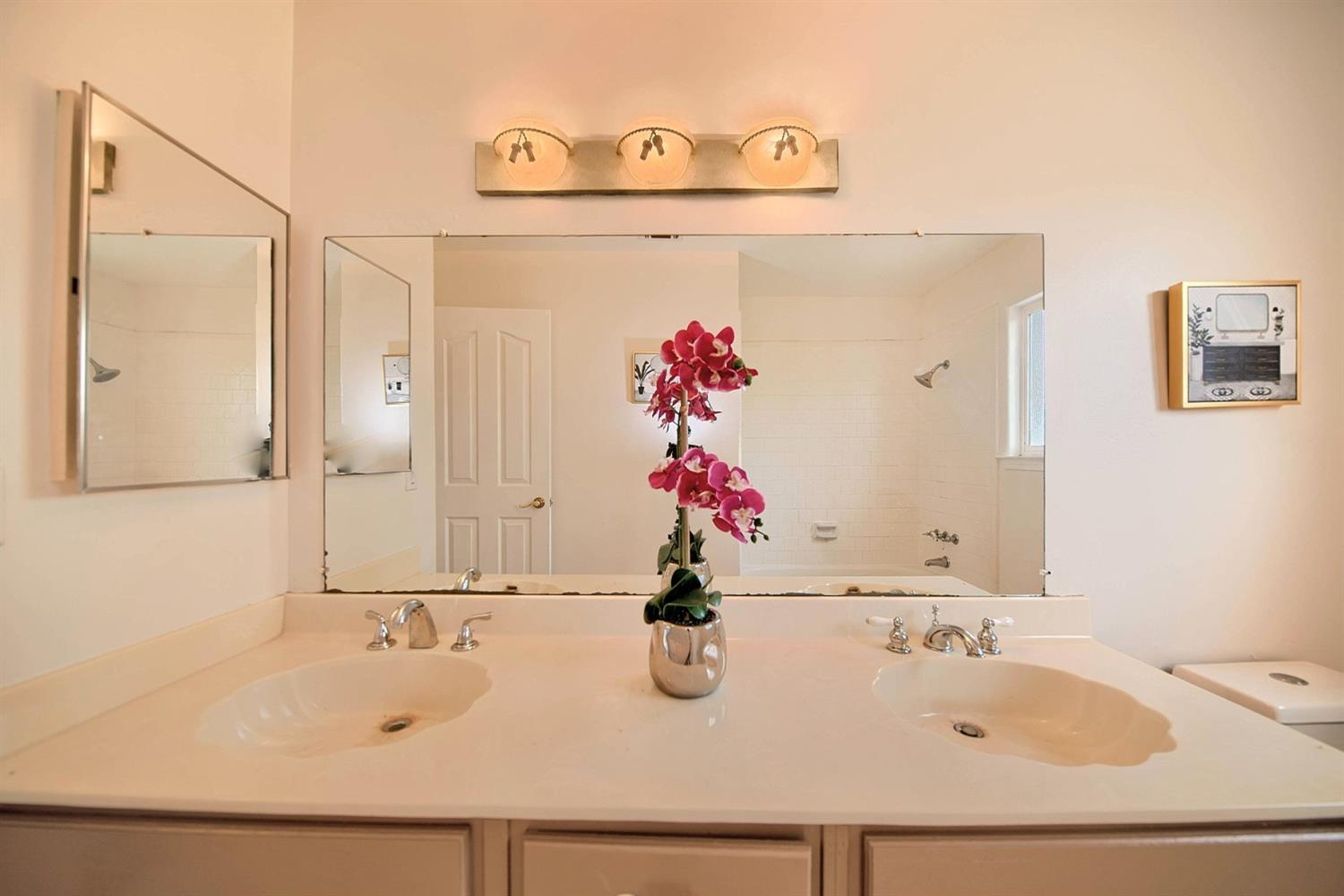 Detail Gallery Image 33 of 99 For 721 Amaretto Dr, Tracy,  CA 95376 - 5 Beds | 2/1 Baths