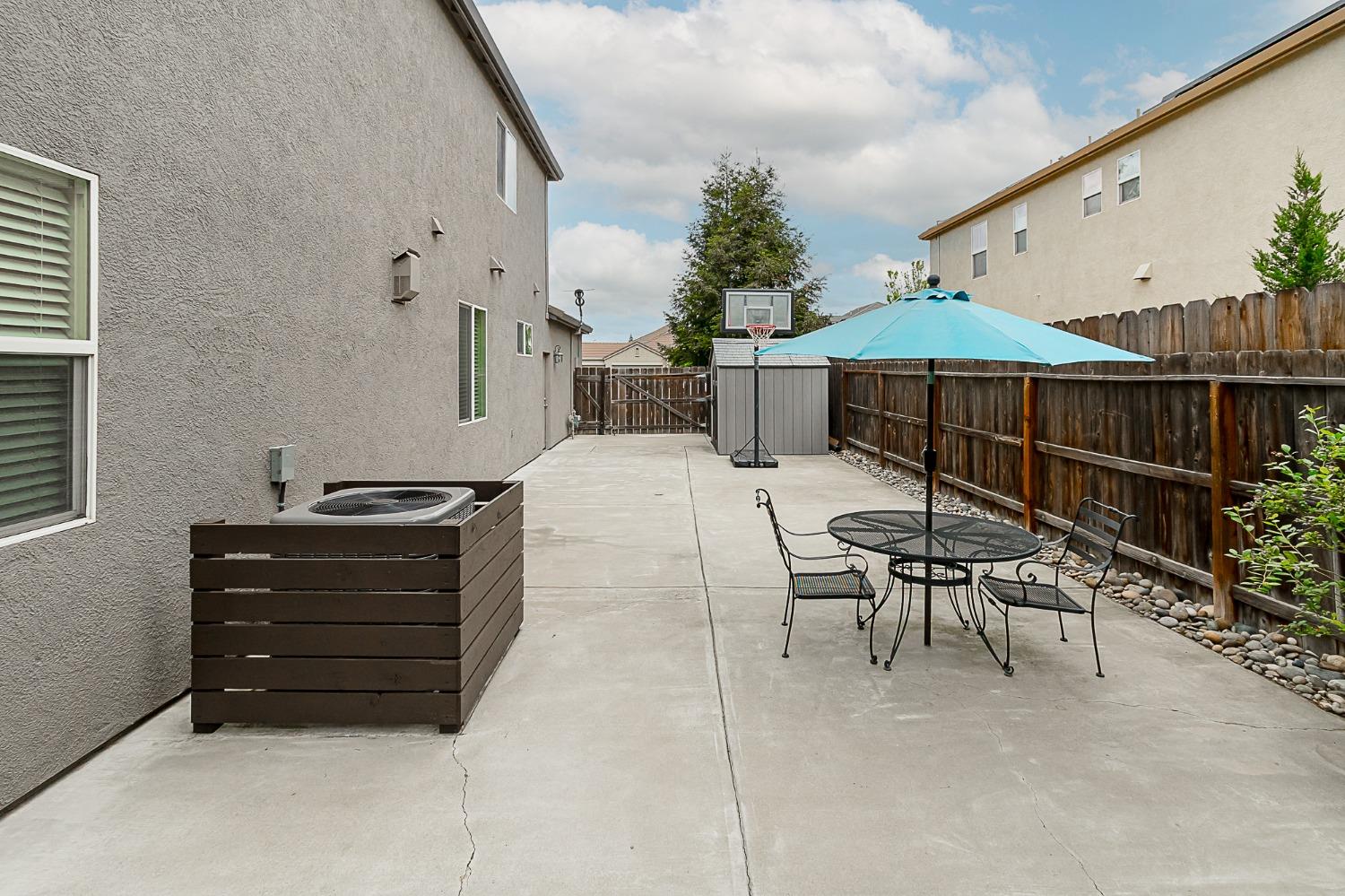 Athens Court, Manteca, California image 33