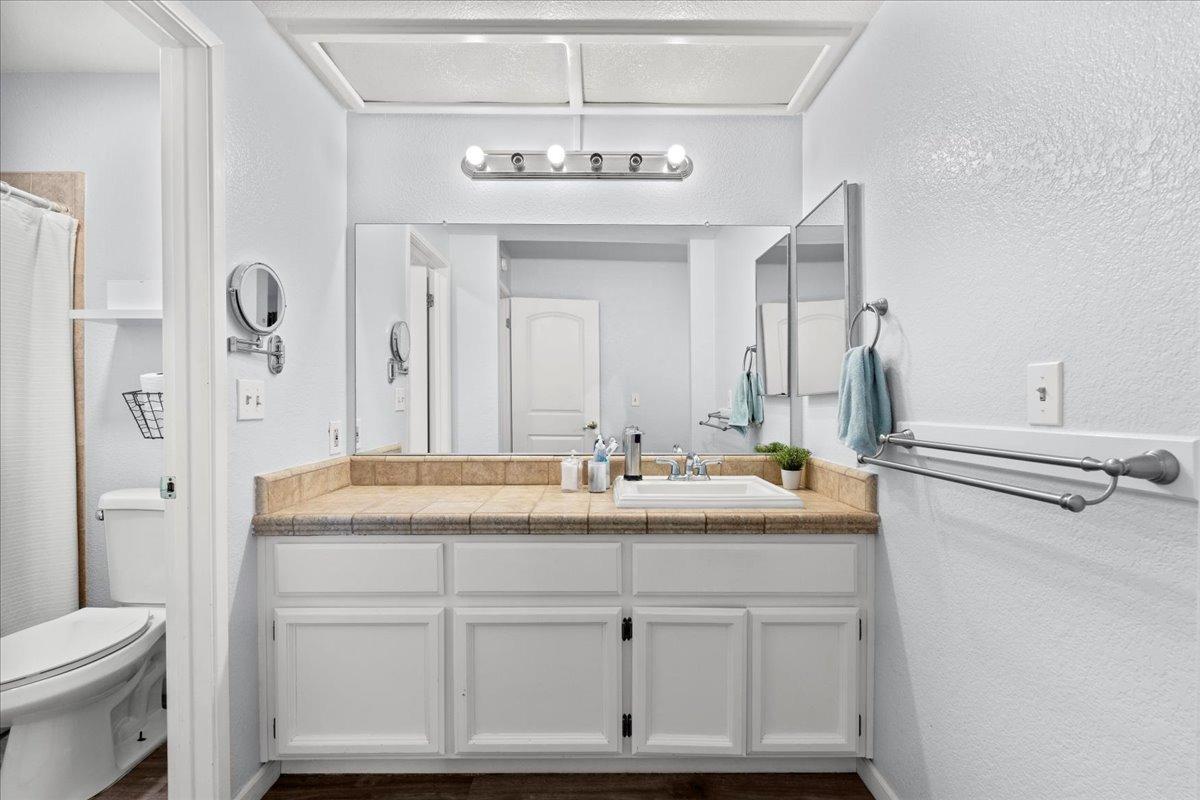 Detail Gallery Image 16 of 27 For 1496 Waterwheel Dr, Sacramento,  CA 95833 - 3 Beds | 2 Baths