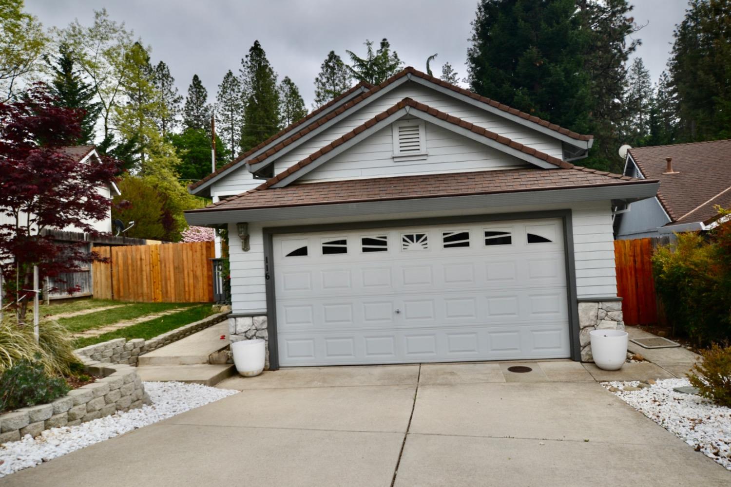 Samantha Way, Grass Valley, California image 12