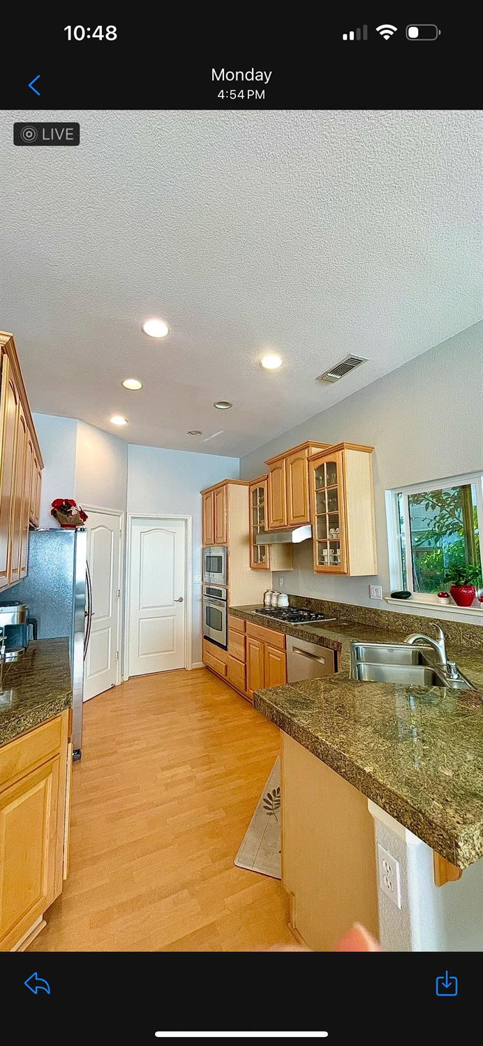 Palmate Way, Sacramento, California image 7