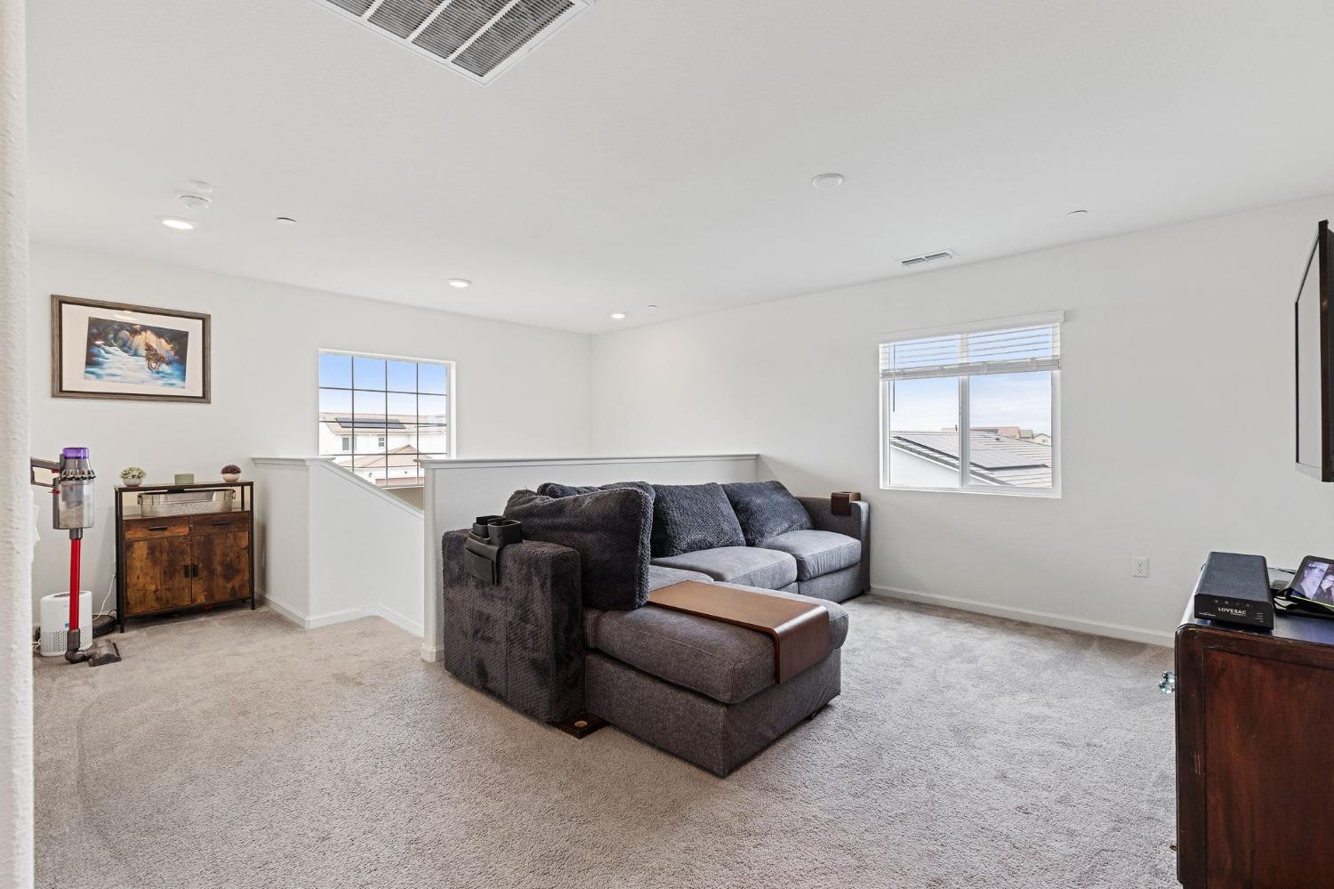 Maggie Court, Plumas Lake, California image 24