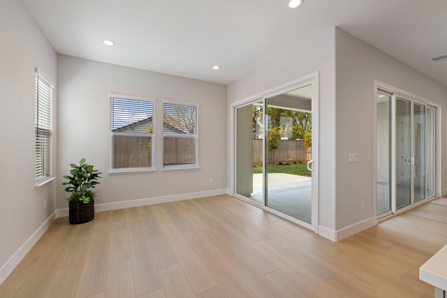 E Elan Street, Lodi, California image 16