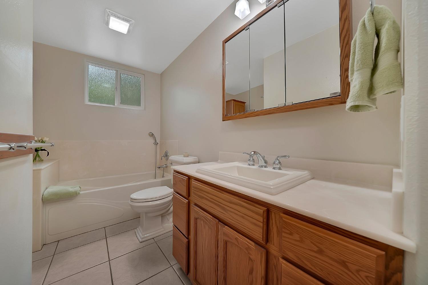 Detail Gallery Image 36 of 72 For 19621 E Clinton Rd, Jackson,  CA 95642 - 3 Beds | 2 Baths