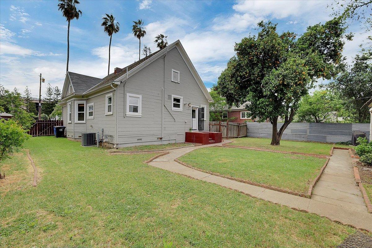 43rd Street, Sacramento, California image 33