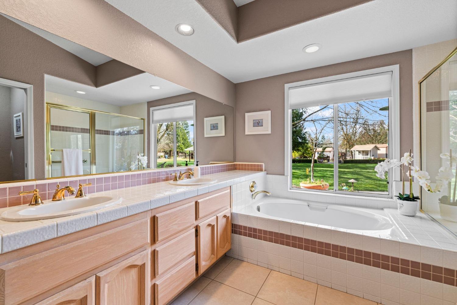 Cavalletti Drive, Sacramento, California image 30