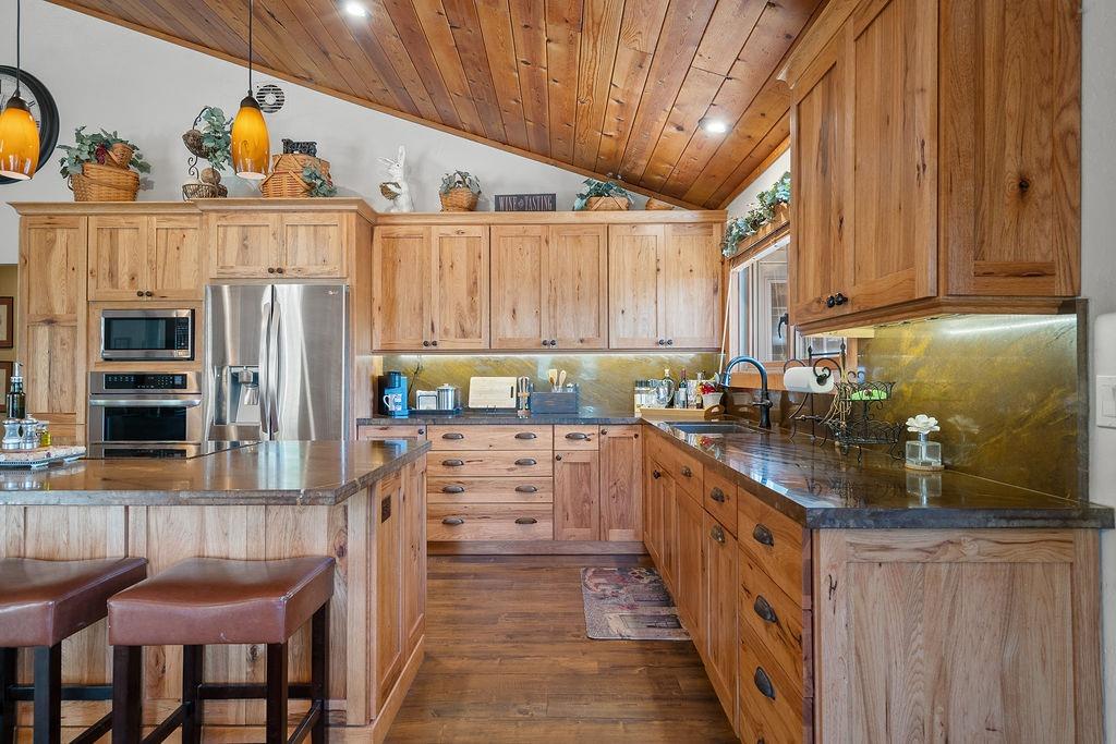 Horseshoe Bend Road, Somerset, California image 11