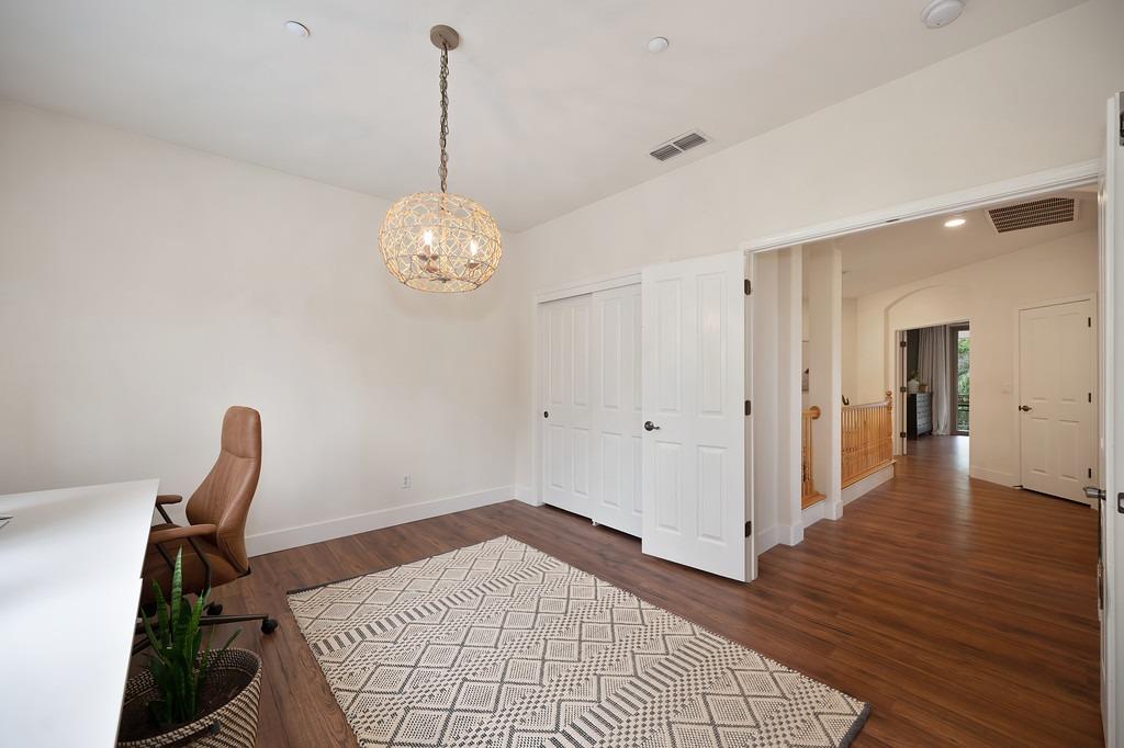 Detail Gallery Image 38 of 84 For 260 Woodhaven Pl, West Sacramento,  CA 95605 - 5 Beds | 3 Baths