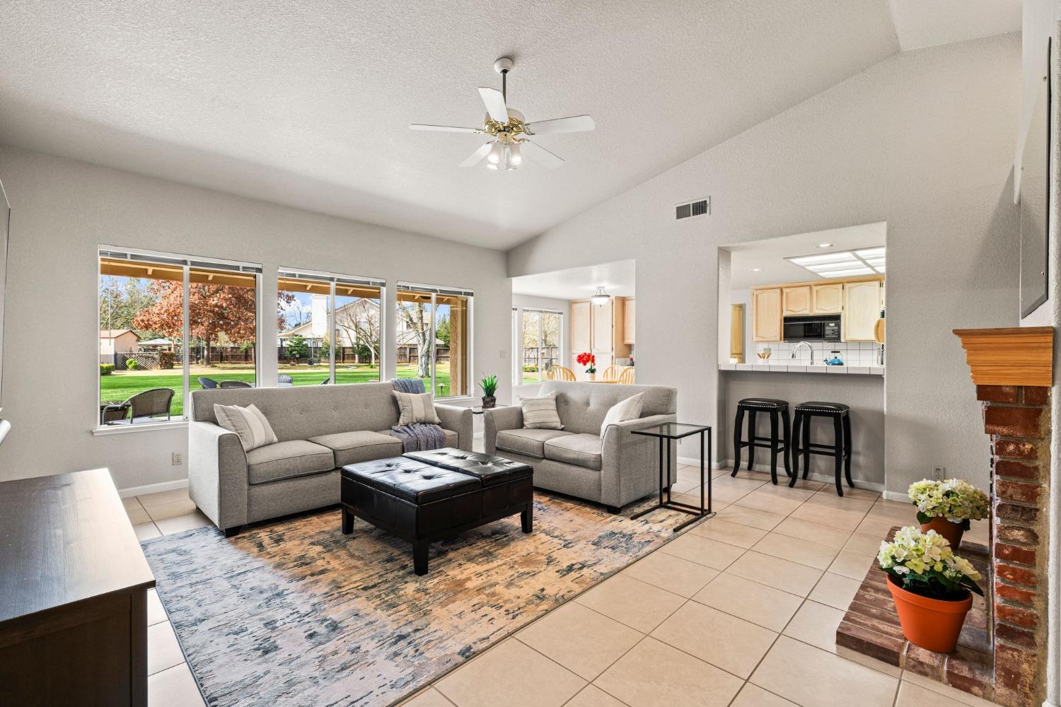 Cavalletti Drive, Sacramento, California image 12