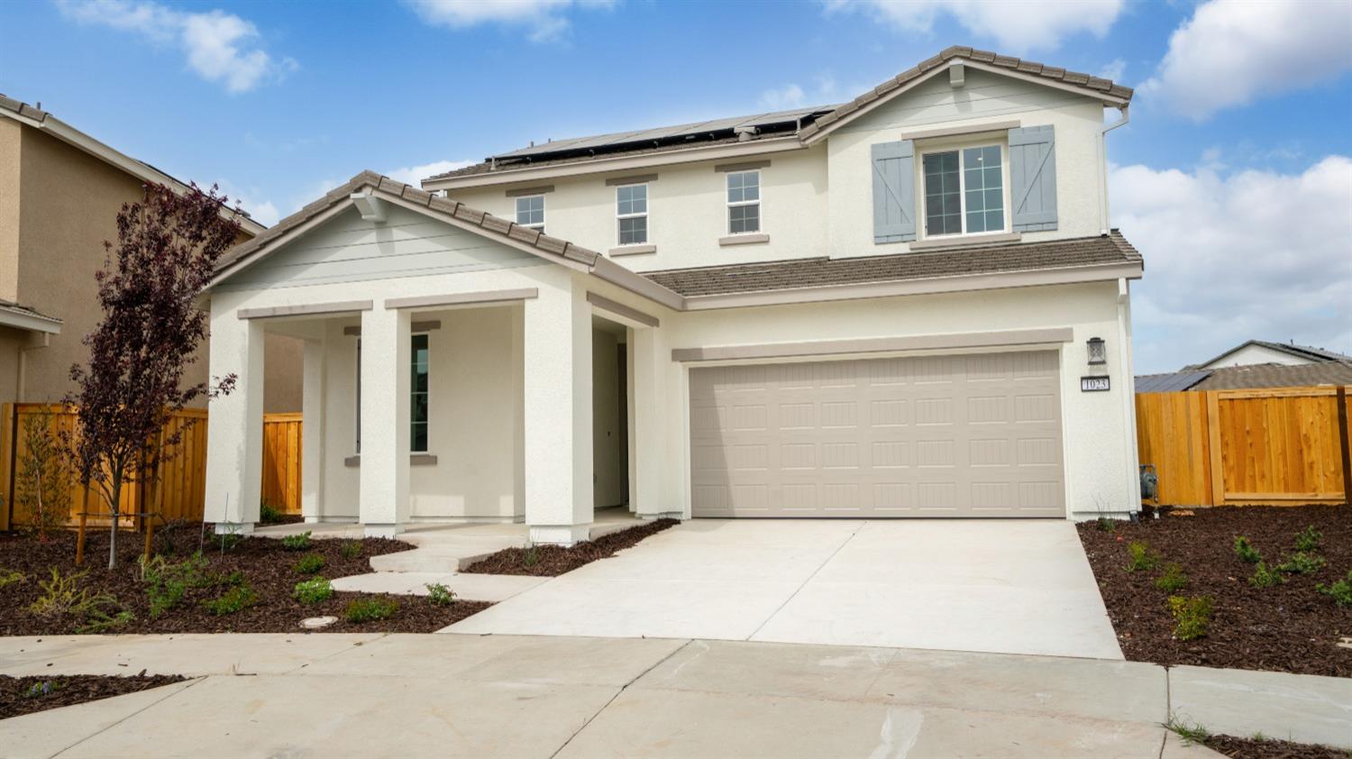 Detail Gallery Image 3 of 37 For 1023 Jarup Dr, Lathrop,  CA 95330 - 4 Beds | 3 Baths