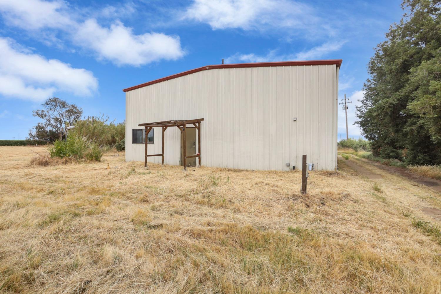 W Kingdon Road, Lodi, California image 27