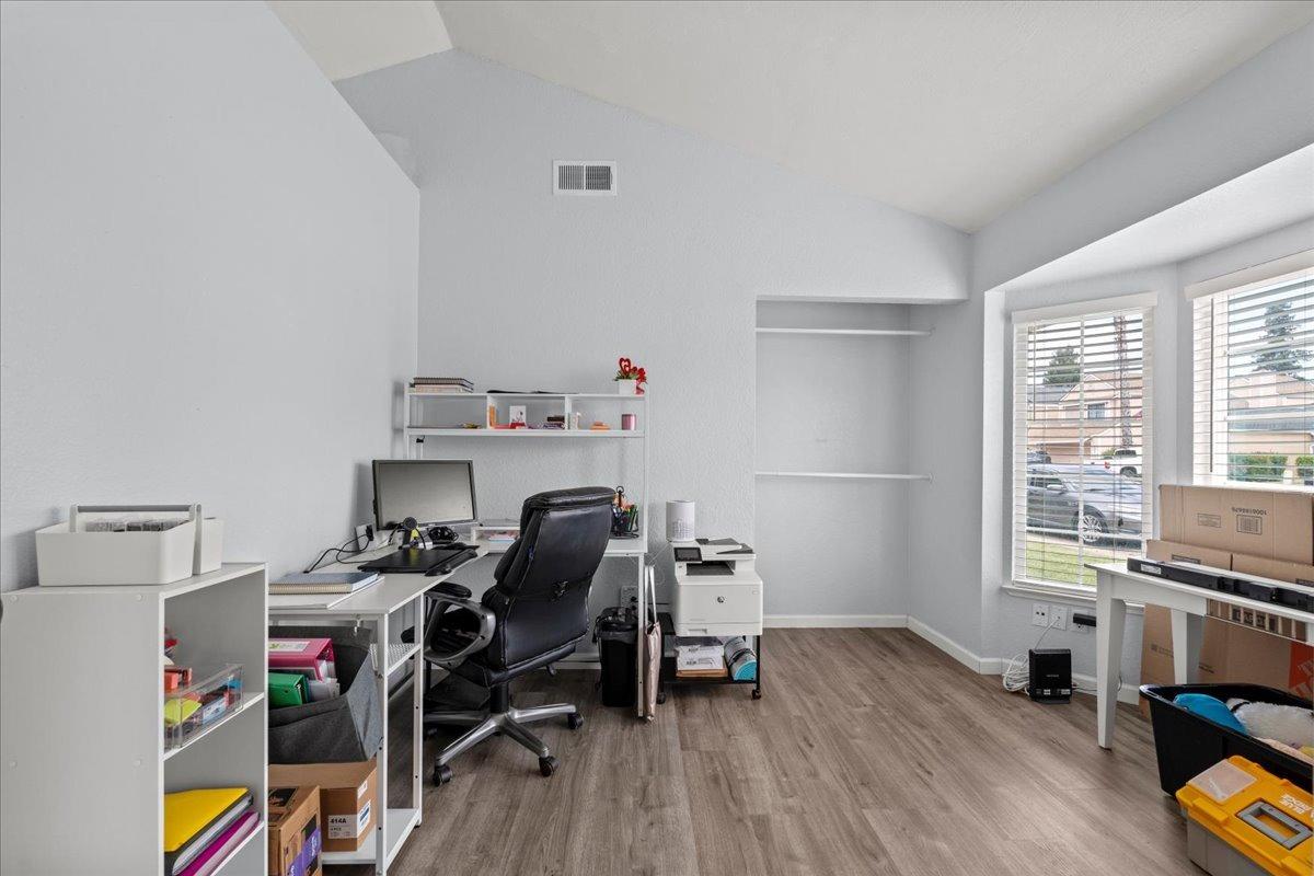 Detail Gallery Image 20 of 27 For 1496 Waterwheel Dr, Sacramento,  CA 95833 - 3 Beds | 2 Baths