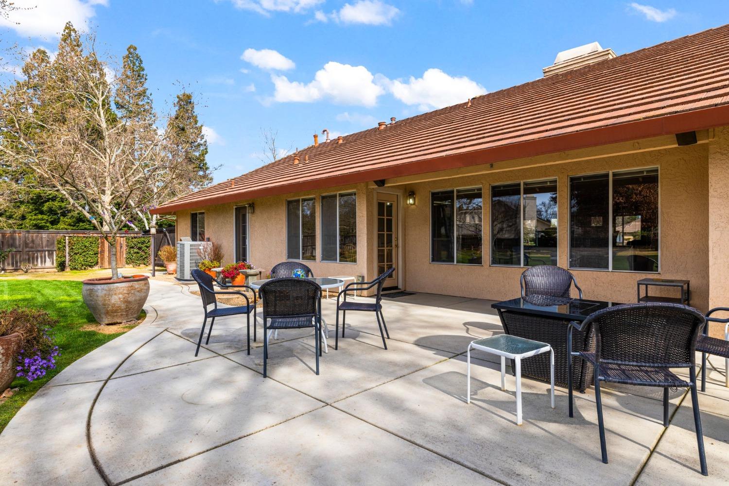 Cavalletti Drive, Sacramento, California image 43