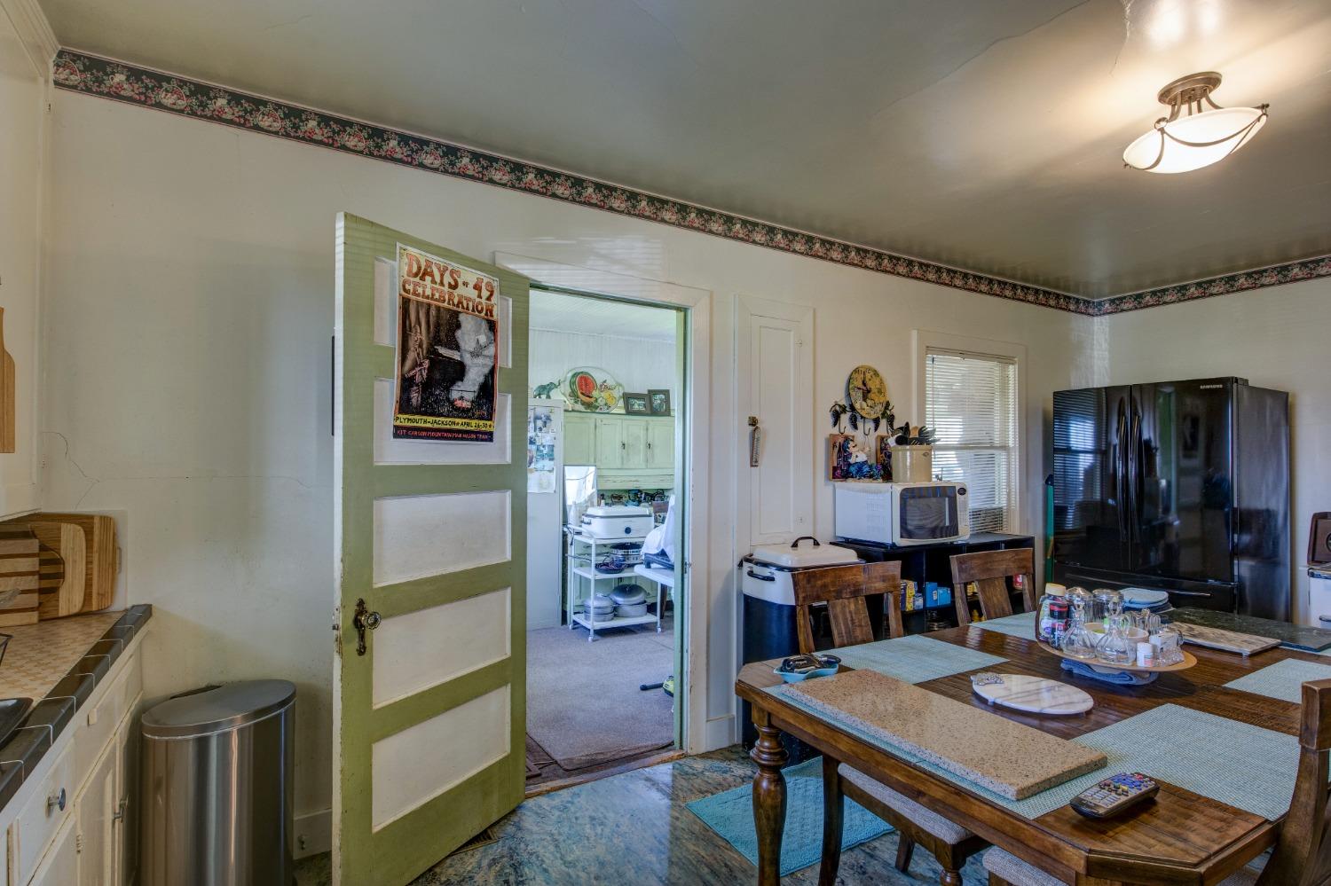 Detail Gallery Image 24 of 87 For 20865 Shenandoah School Rd, Plymouth,  CA 95669 - 5 Beds | 1 Baths