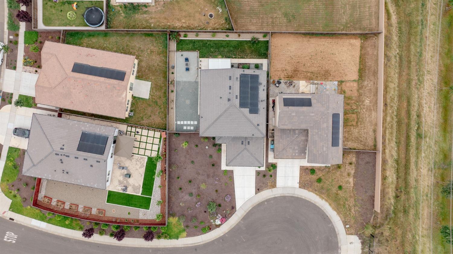 Maggie Court, Plumas Lake, California image 39