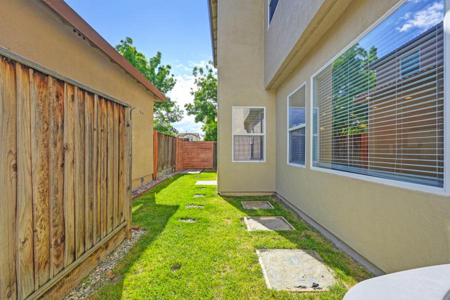 Detail Gallery Image 53 of 57 For 3399 Walker Rd, West Sacramento,  CA 95691 - 4 Beds | 2/1 Baths