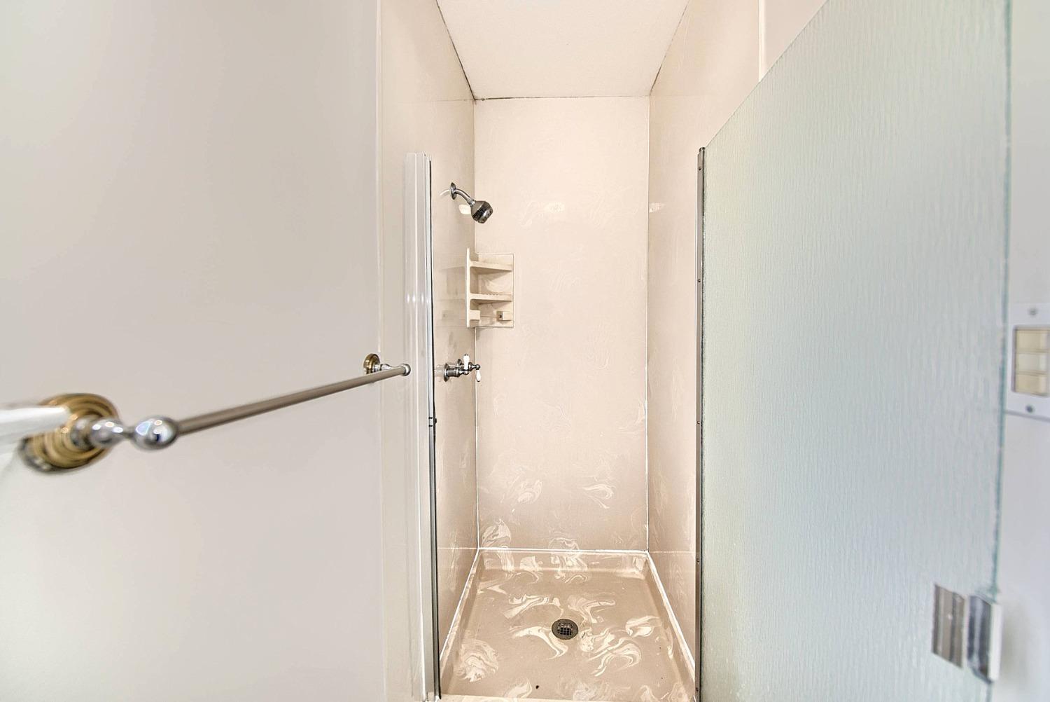 Detail Gallery Image 69 of 99 For 721 Amaretto Dr, Tracy,  CA 95376 - 5 Beds | 2/1 Baths