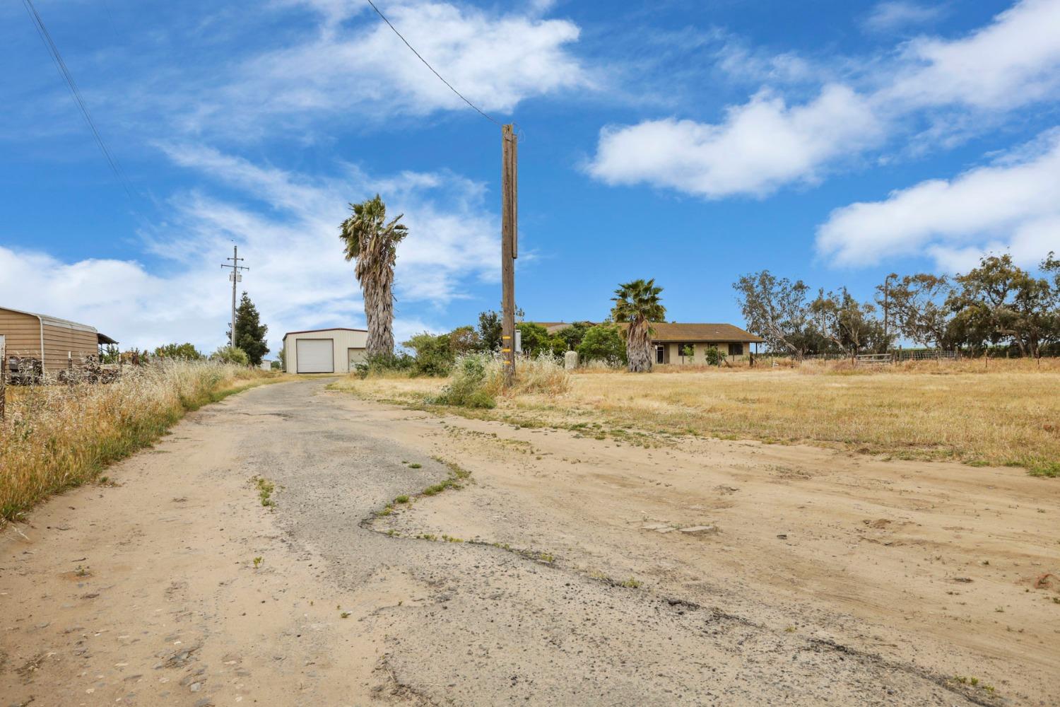 W Kingdon Road, Lodi, California image 42