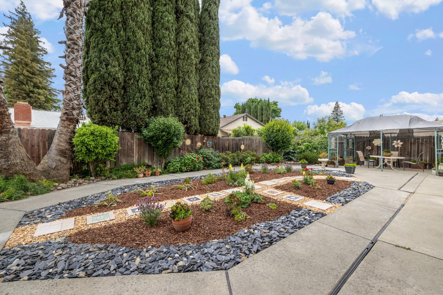 Detail Gallery Image 38 of 40 For 737 Heather Ln, Woodland,  CA 95695 - 4 Beds | 2/1 Baths