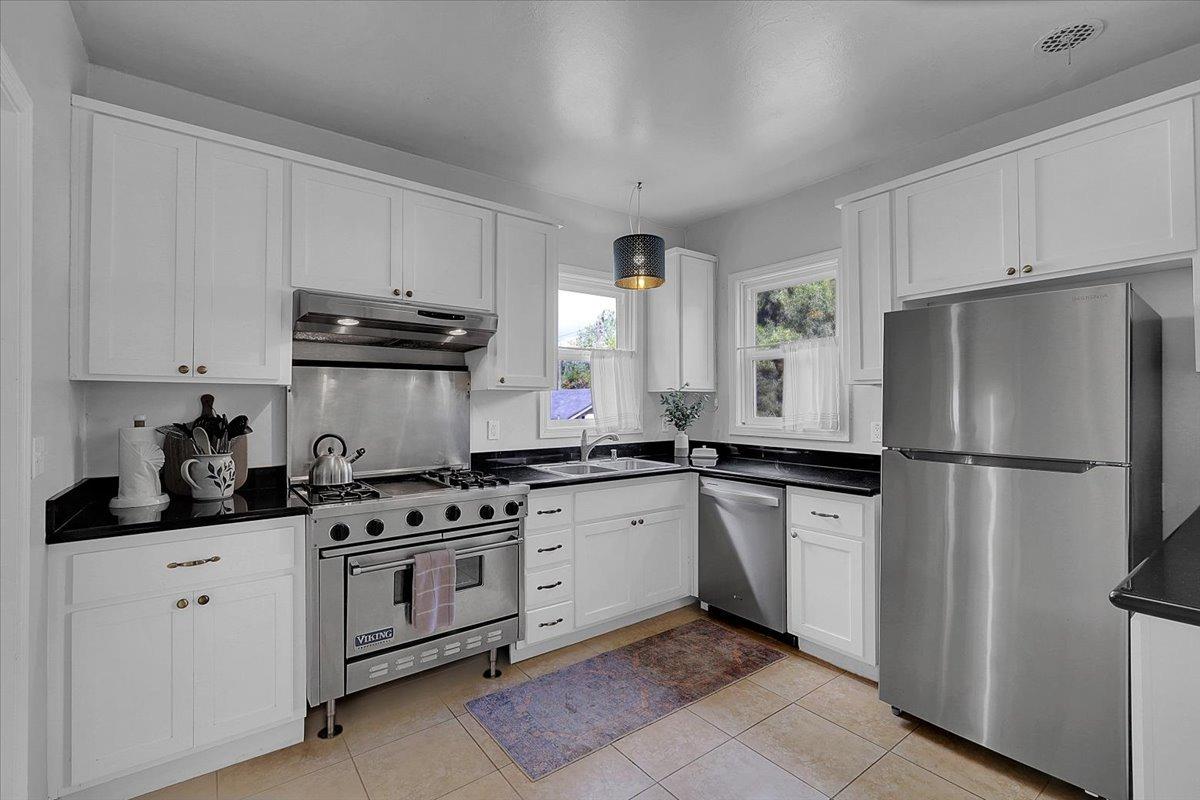 43rd Street, Sacramento, California image 19