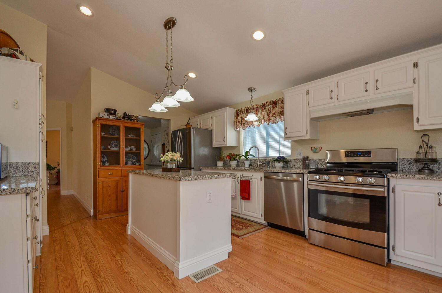 Mesa De Oro Circle, Sutter Creek, California image 7