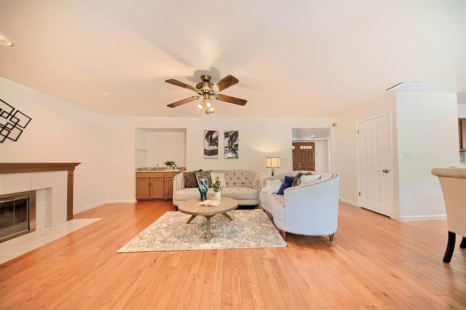 Detail Gallery Image 15 of 99 For 721 Amaretto Dr, Tracy,  CA 95376 - 5 Beds | 2/1 Baths