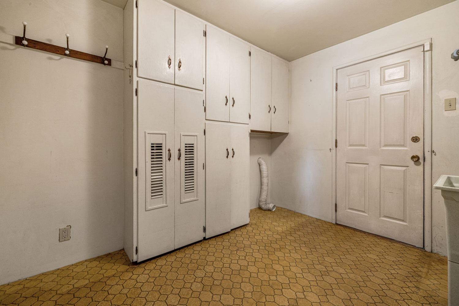 Detail Gallery Image 33 of 37 For 535 Lombardo St, Manteca,  CA 95336 - 2 Beds | 1 Baths