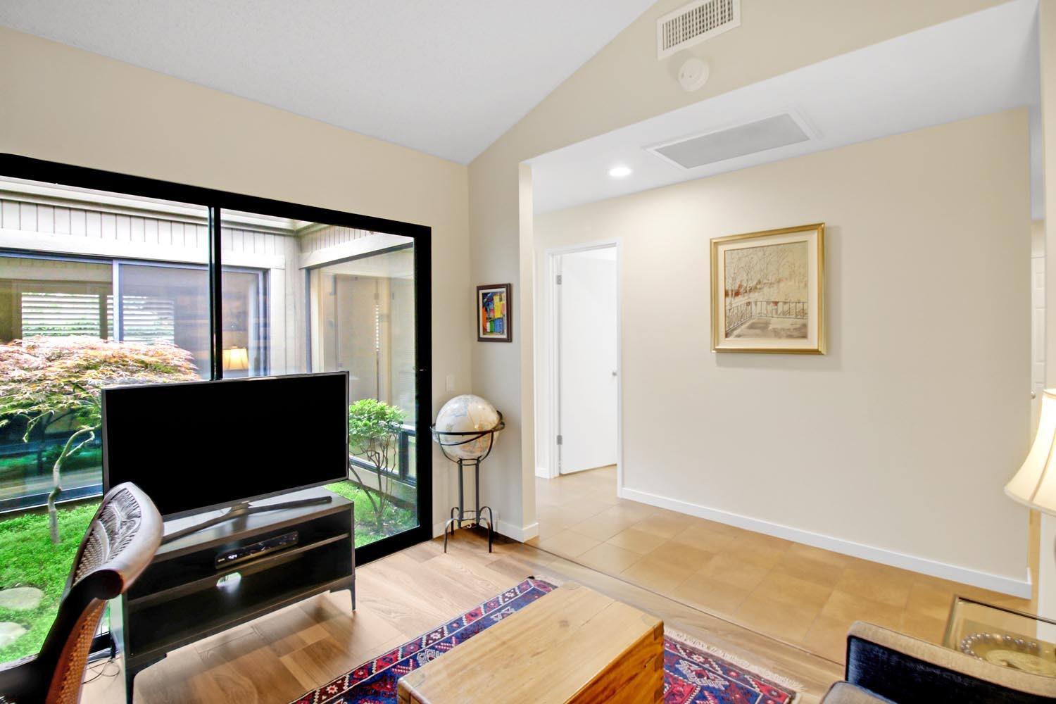 Detail Gallery Image 19 of 31 For 11475 Coloma Rd, Gold River,  CA 95670 - 2 Beds | 2 Baths