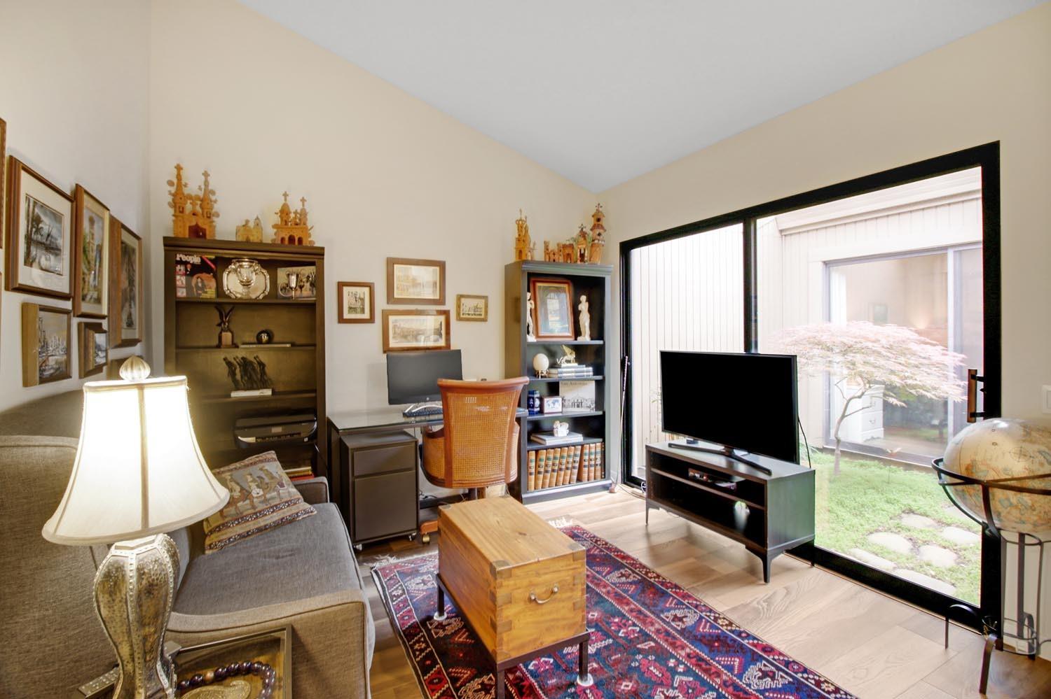 Detail Gallery Image 18 of 31 For 11475 Coloma Rd, Gold River,  CA 95670 - 2 Beds | 2 Baths