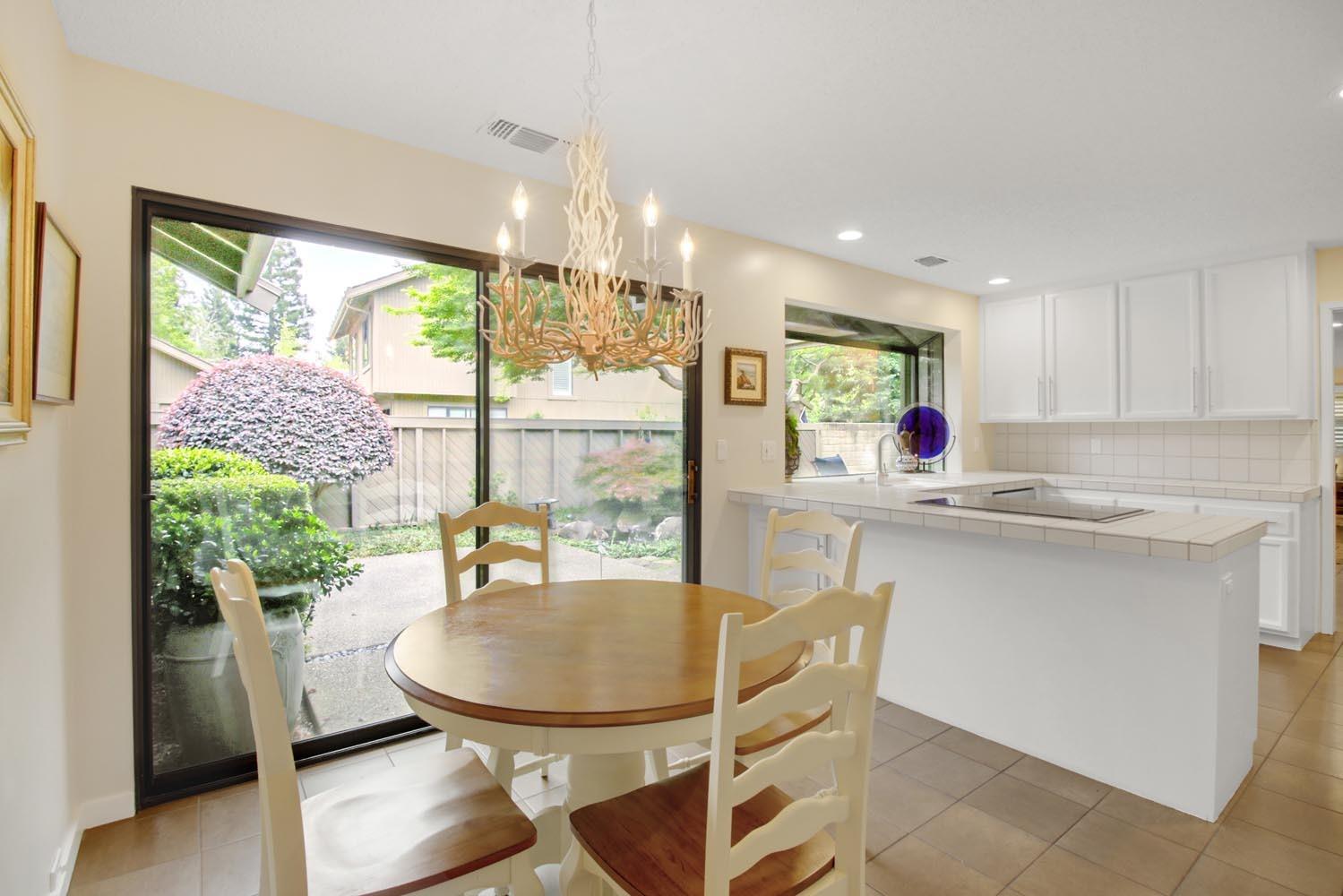 Detail Gallery Image 12 of 31 For 11475 Coloma Rd, Gold River,  CA 95670 - 2 Beds | 2 Baths
