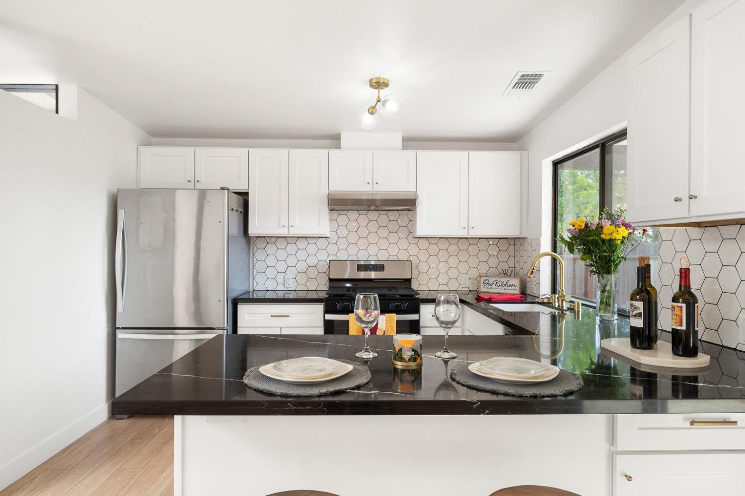 Detail Gallery Image 18 of 48 For 3009 Solito St, Davis,  CA 95616 - 3 Beds | 2 Baths